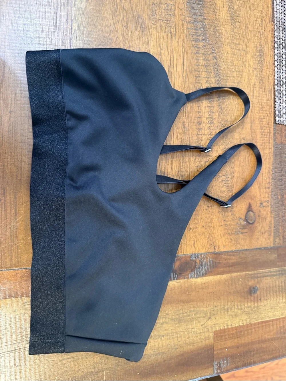 ALO Yoga Black Seamless Low-Impact Sports Bra